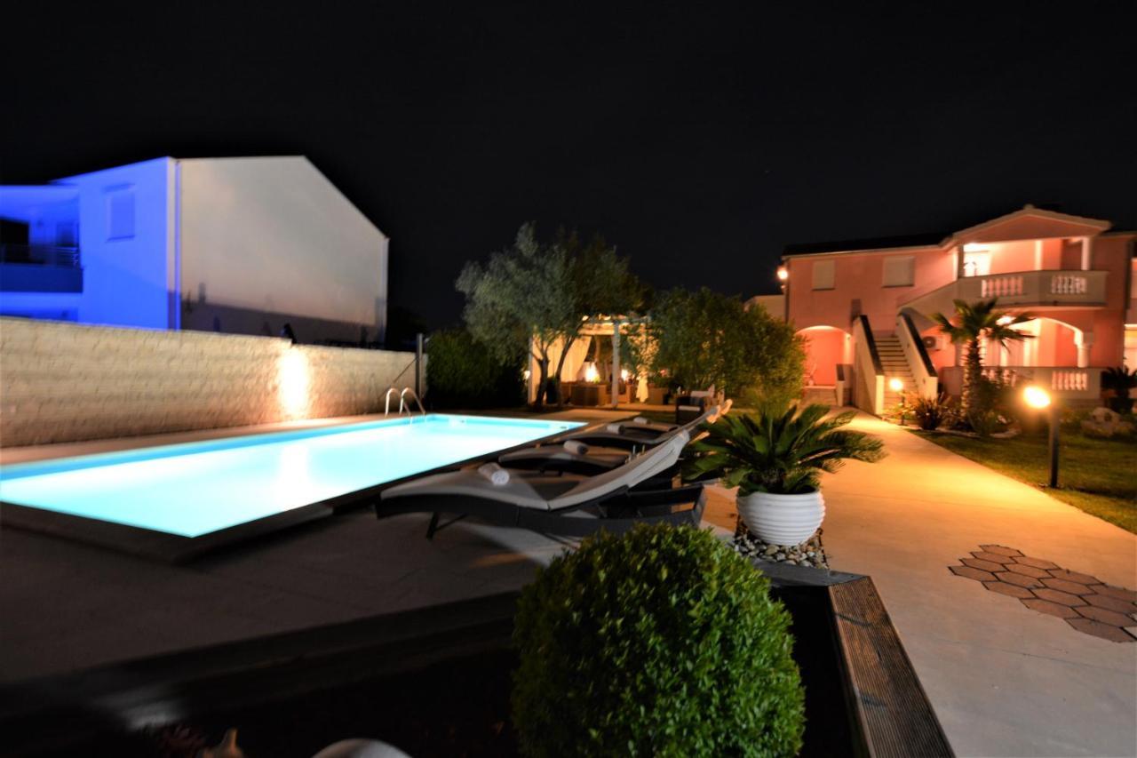 Apartmani Emili Sukošan Exterior foto